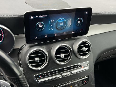 Used 2021 Mercedes-Benz GLC 300 4MATIC Coupe image 19