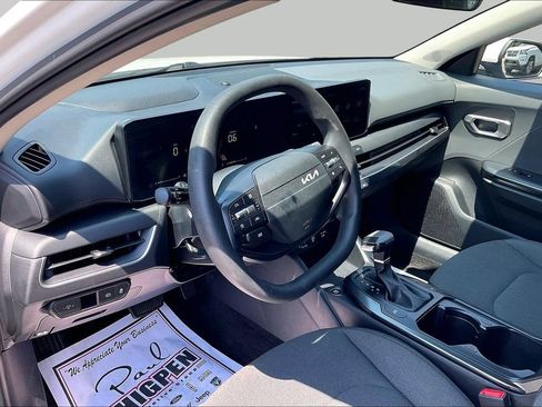 Used 2025 Kia K4 FWD image 14