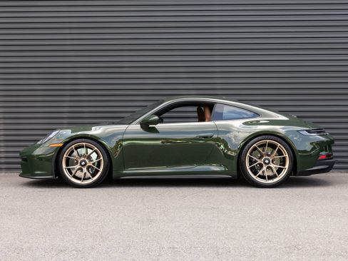 Certified 2022 Porsche 911 GT3 RWD image 2