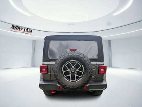 New 2025 Jeep Wrangler Unlimited Rubicon image 4
