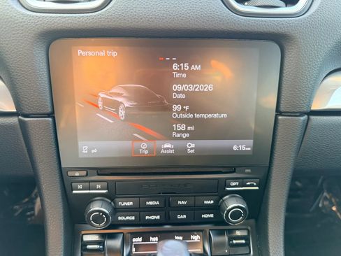 Used 2017 Porsche 718 Cayman RWD image 12