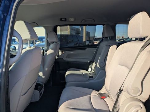 Used 2020 Honda Odyssey EX image 12