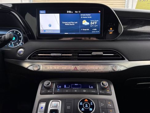 Used 2020 Hyundai Palisade Limited image 18