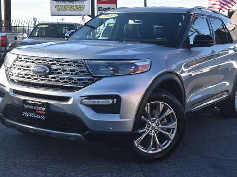 Used 2020 Ford Explorer Limited image 3