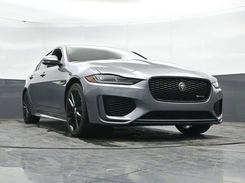 Used 2020 Jaguar XE R-Dynamic S AWD/4WD image 38