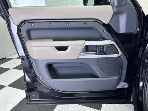 Used 2022 Land Rover Defender 110 XS Edition image 25