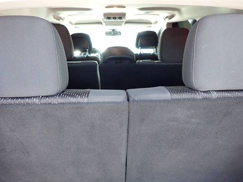 Used 2018 Dodge Journey SE w/ Popular Equipment Group FWD image 10