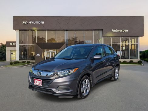 Used 2019 Honda HR-V LX image 7