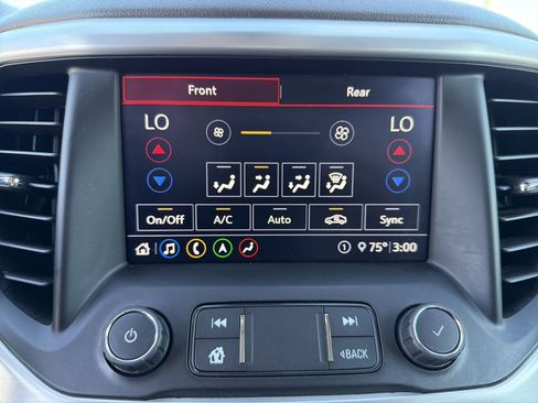 Used 2020 GMC Acadia SLT w/ Driver Alert Package II image 5