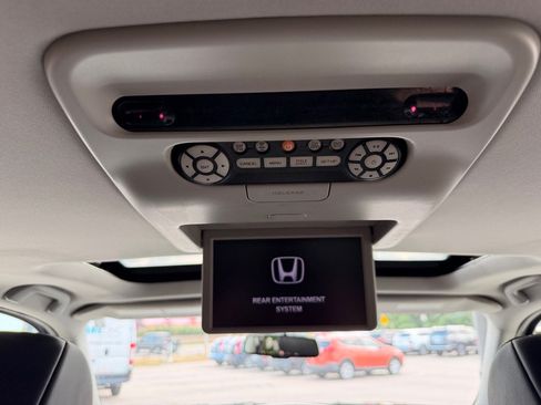 Used 2015 Honda Pilot Touring image 29