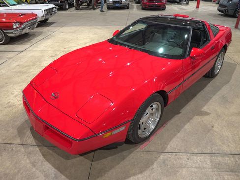 Used 1990 Chevrolet Corvette Coupe image 15