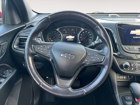 Used 2022 Chevrolet Equinox RS w/ RS Leather Package image 12