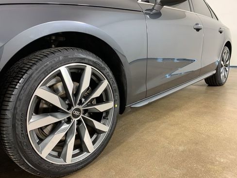 Used 2022 Audi A4 2.0T Premium AWD/4WD image 2