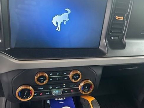 Used 2022 Ford Bronco Badlands AWD/4WD image 16