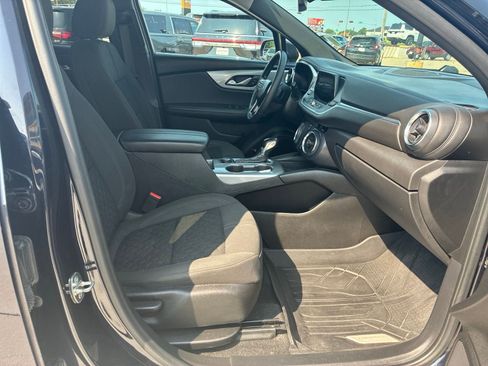 Used 2020 Chevrolet Blazer LT AWD/4WD image 19