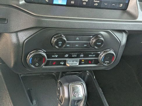 Used 2025 Ford Bronco Big Bend AWD/4WD image 22