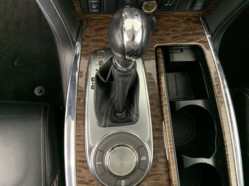 Used 2019 Nissan Armada SL w/ Premium Package image 16