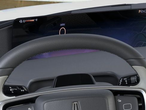 New 2026 Lincoln Navigator Reserve AWD/4WD image 13