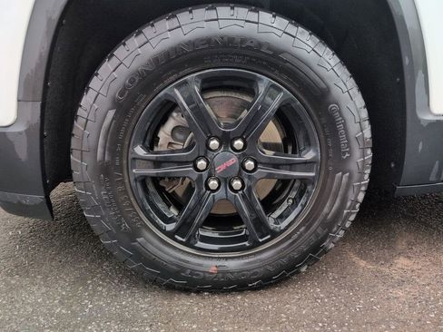 Used 2023 GMC Acadia AT4 w/ Trailering Package AWD/4WD image 16