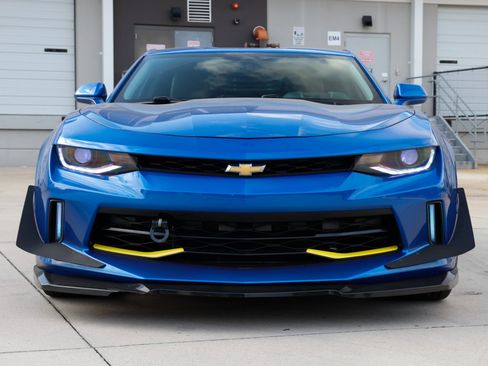 Used 2017 Chevrolet Camaro LT image 22