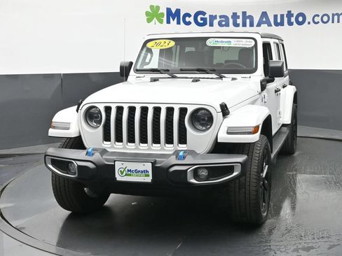 Used 2023 Jeep Wrangler Unlimited Sahara w/ Cold Weather Group AWD/4WD image 6