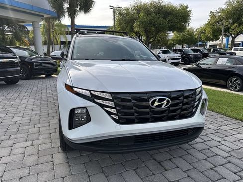 Used 2022 Hyundai Tucson SEL w/ Cargo Package AWD/4WD image 18