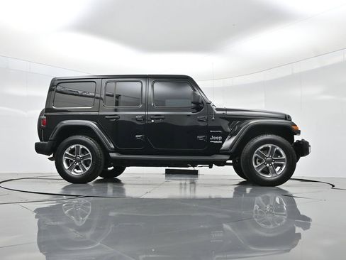 Used 2020 Jeep Wrangler Unlimited Sahara image 49