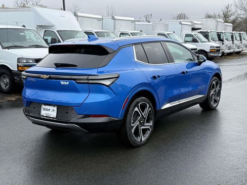 New 2026 Chevrolet Equinox EV LT image 23