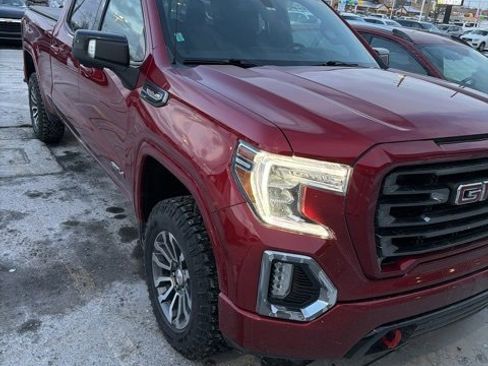 Used 2021 GMC Sierra 1500 AT4 w/ Off-Road Performance Package image 3