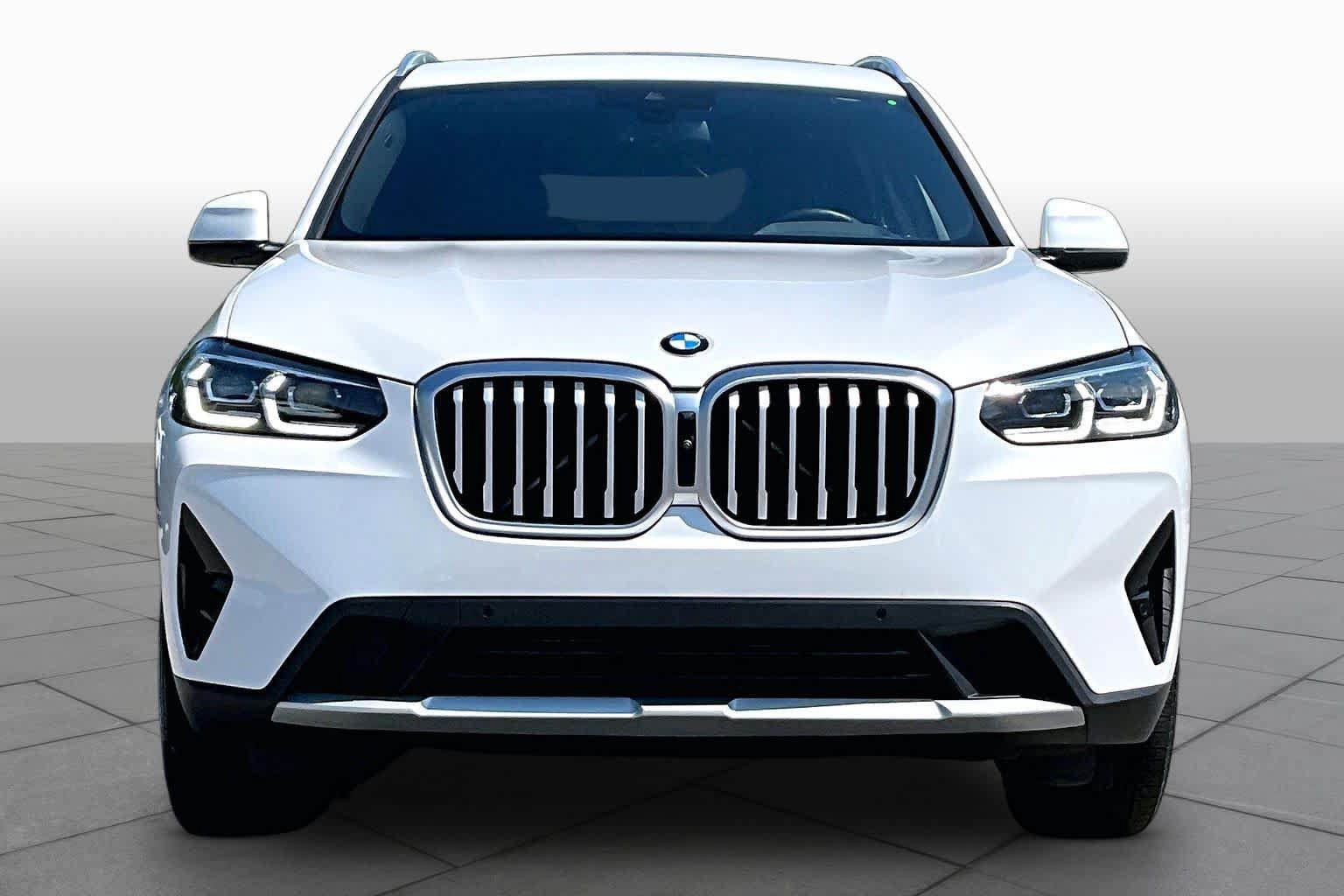 Used 2024 BMW X3 sDrive30i w/ Convenience Package w/ZPA RWD image 3