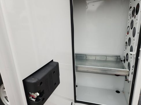 New 2024 Chevrolet Express 3500 w/ Power Convenience Package image 34