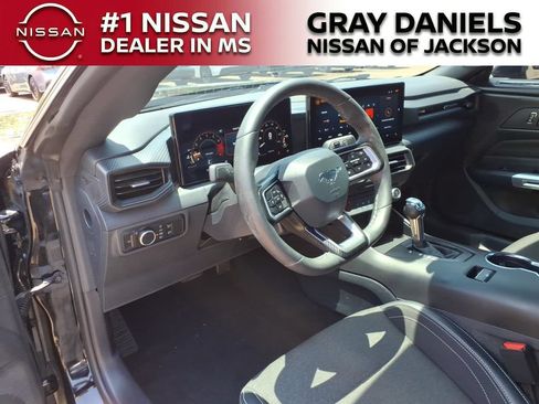 Used 2024 Ford Mustang Coupe RWD image 9