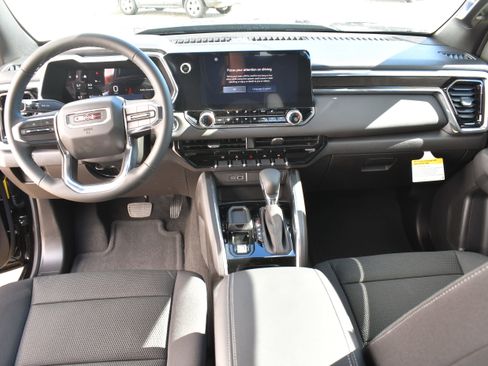 New 2026 GMC Canyon Elevation w/ Convenience Package image 13