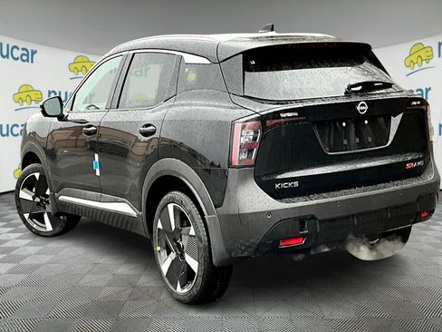 New 2025 Nissan Kicks SR w/ Illumination Package AWD/4WD image 4
