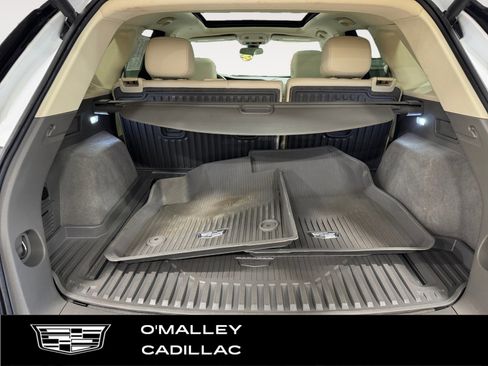 Certified 2023 Cadillac XT5 Premium Luxury w/ LPO, Floor Liner Package image 12