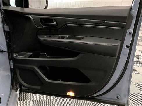 Used 2025 Honda Odyssey Sport-L image 22