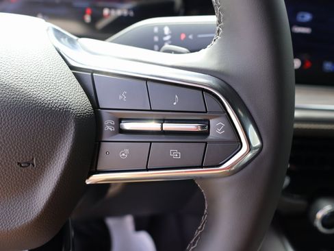 New 2025 Chevrolet Suburban Premier image 20