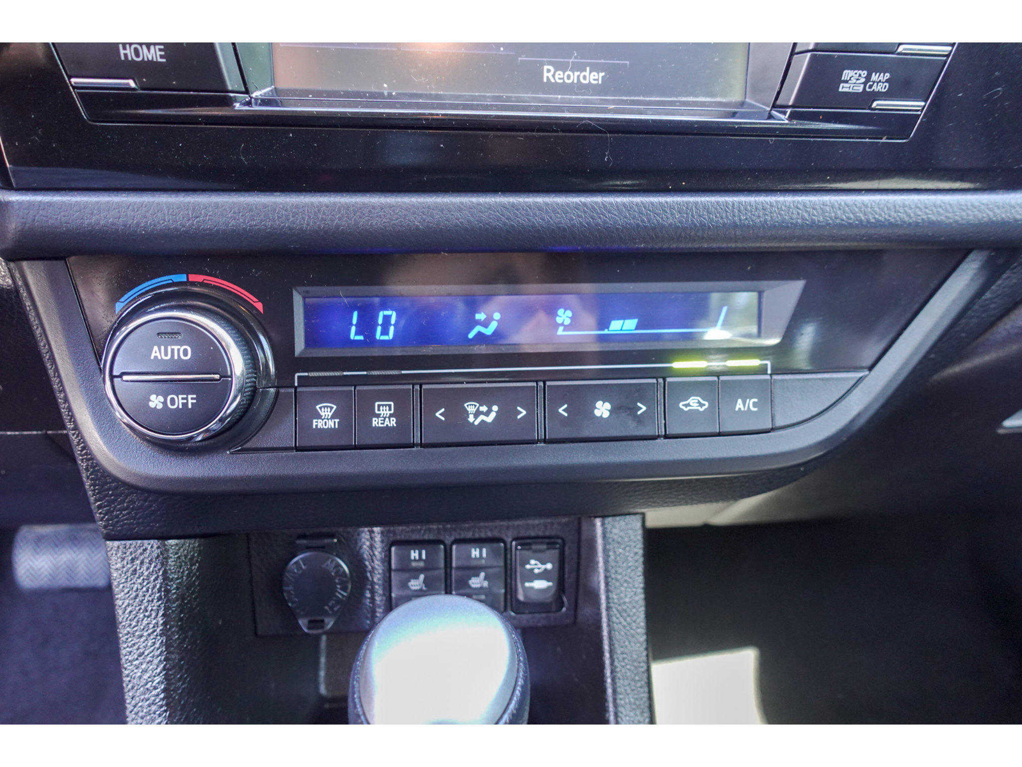 Used 2015 Toyota Corolla S Premium FWD image 18