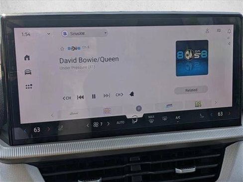 Used 2025 Ford Explorer Active w/ Active Comfort Package image 7