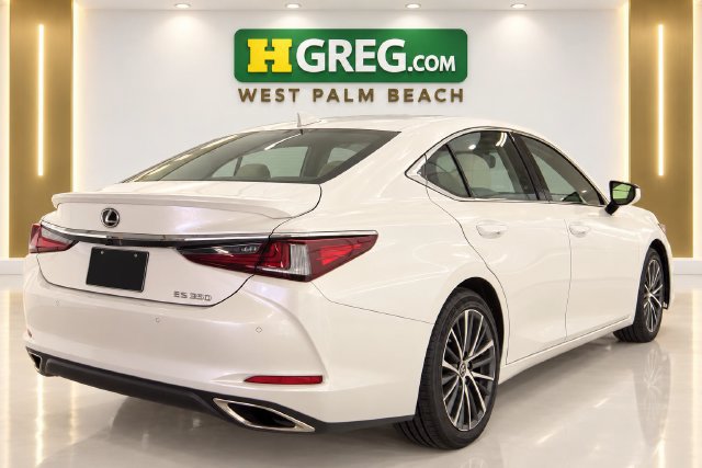 Used 2023 Lexus ES 350 w/ Premium Package FWD image 8