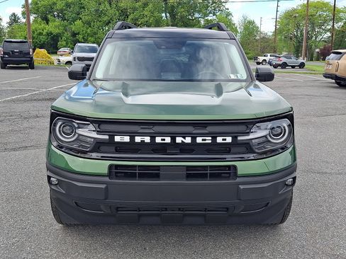 Used 2024 Ford Bronco Sport Outer Banks w/ Tech Package AWD/4WD image 2