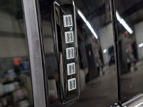 Used 2024 Ford F150 Lariat w/ Tow/Haul Package image 4