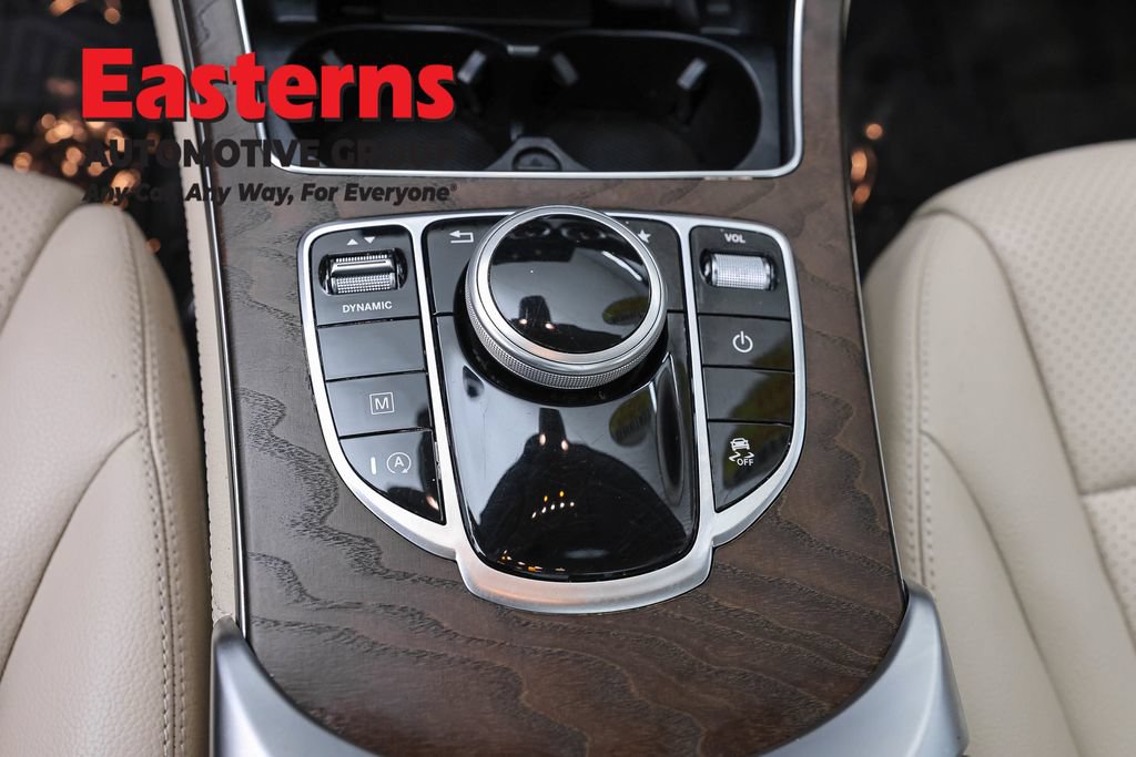 Used 2019 Mercedes-Benz GLC 300 4MATIC image 21