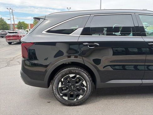 New 2026 Kia Sorento S AWD/4WD image 7