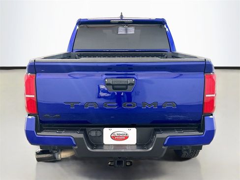 Used 2024 Toyota Tacoma TRD Off-Road image 5