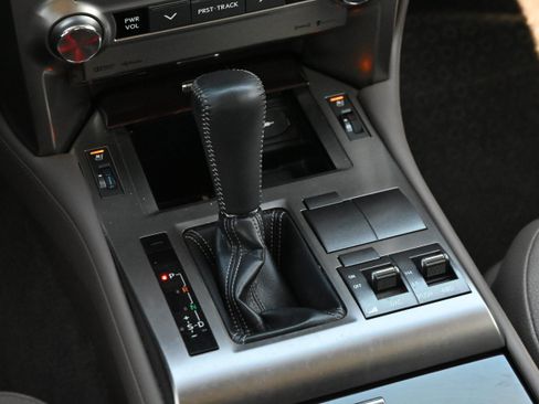 Used 2019 Lexus GX 460 Premium AWD/4WD image 35