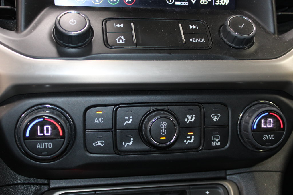 Used 2023 GMC Acadia Denali FWD image 32