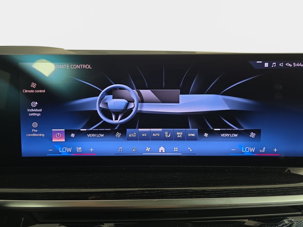 Certified 2026 BMW X5 xDrive40i AWD/4WD image 24