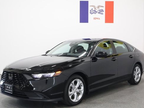 Used 2023 Honda Accord LX image 8