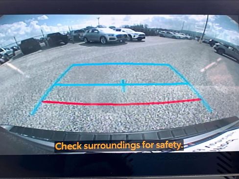 Certified 2025 Toyota Highlander XLE image 25